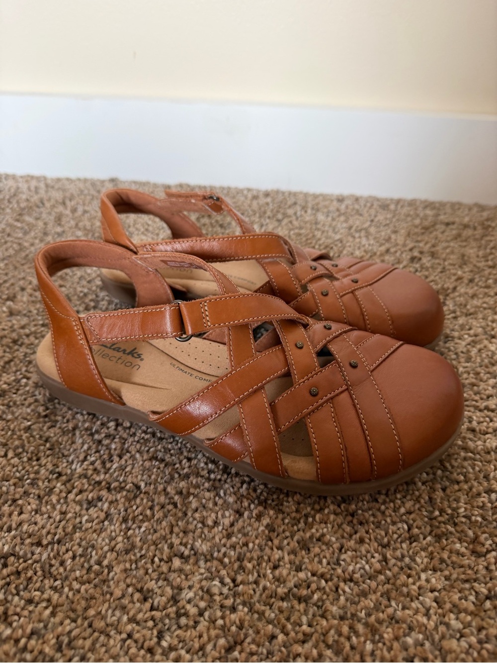CLARKS Elizabelle Sea Tan Leather Fisherman Sandals Women's